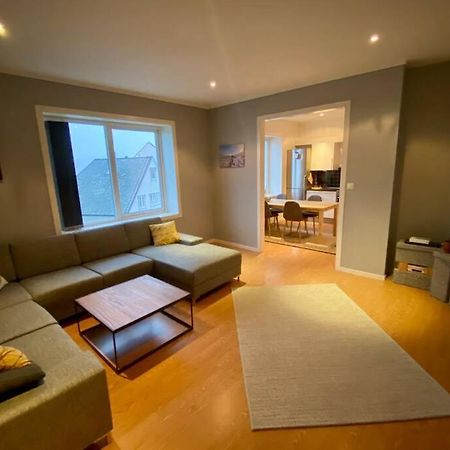 Nice And Central Apartment In Quiet Area Ålesund Εξωτερικό φωτογραφία