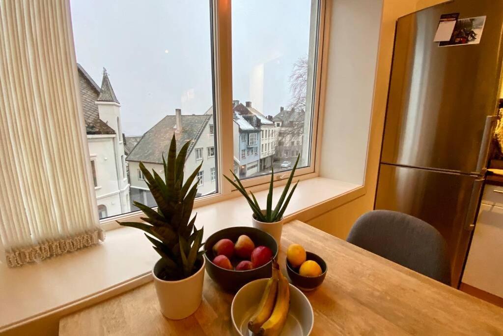 Nice And Central Apartment In Quiet Area Ålesund Εξωτερικό φωτογραφία